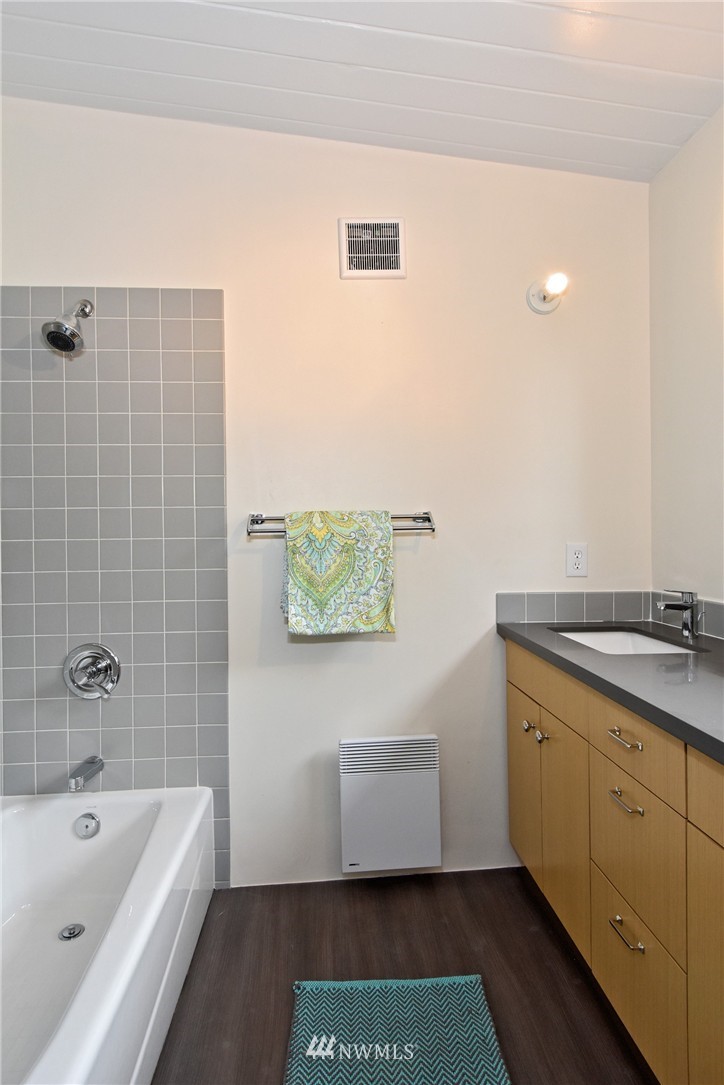 5590 South Langston Road Seattle, WA 98178 - Photo 17 of 25 Gallery Image 17