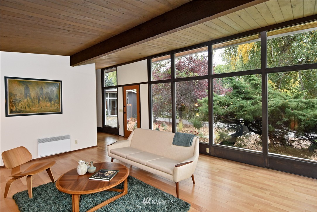 5590 South Langston Road Seattle, WA 98178 - Photo 4 of 25 Gallery Image 4