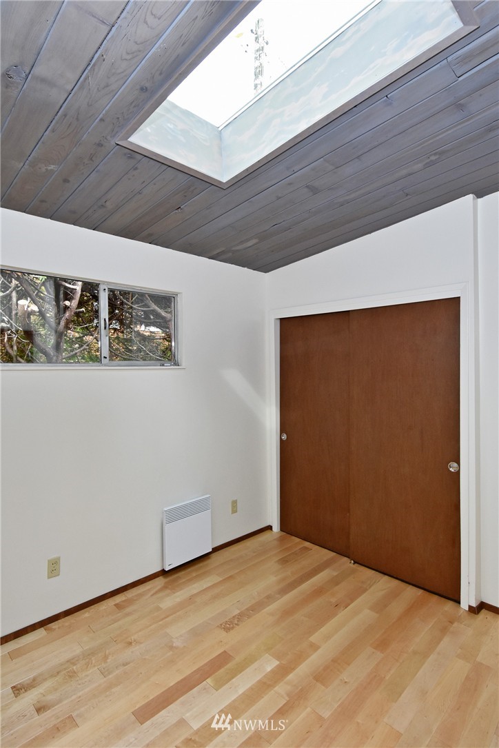 5590 South Langston Road Seattle, WA 98178 - Photo 7 of 25 Gallery Image 7