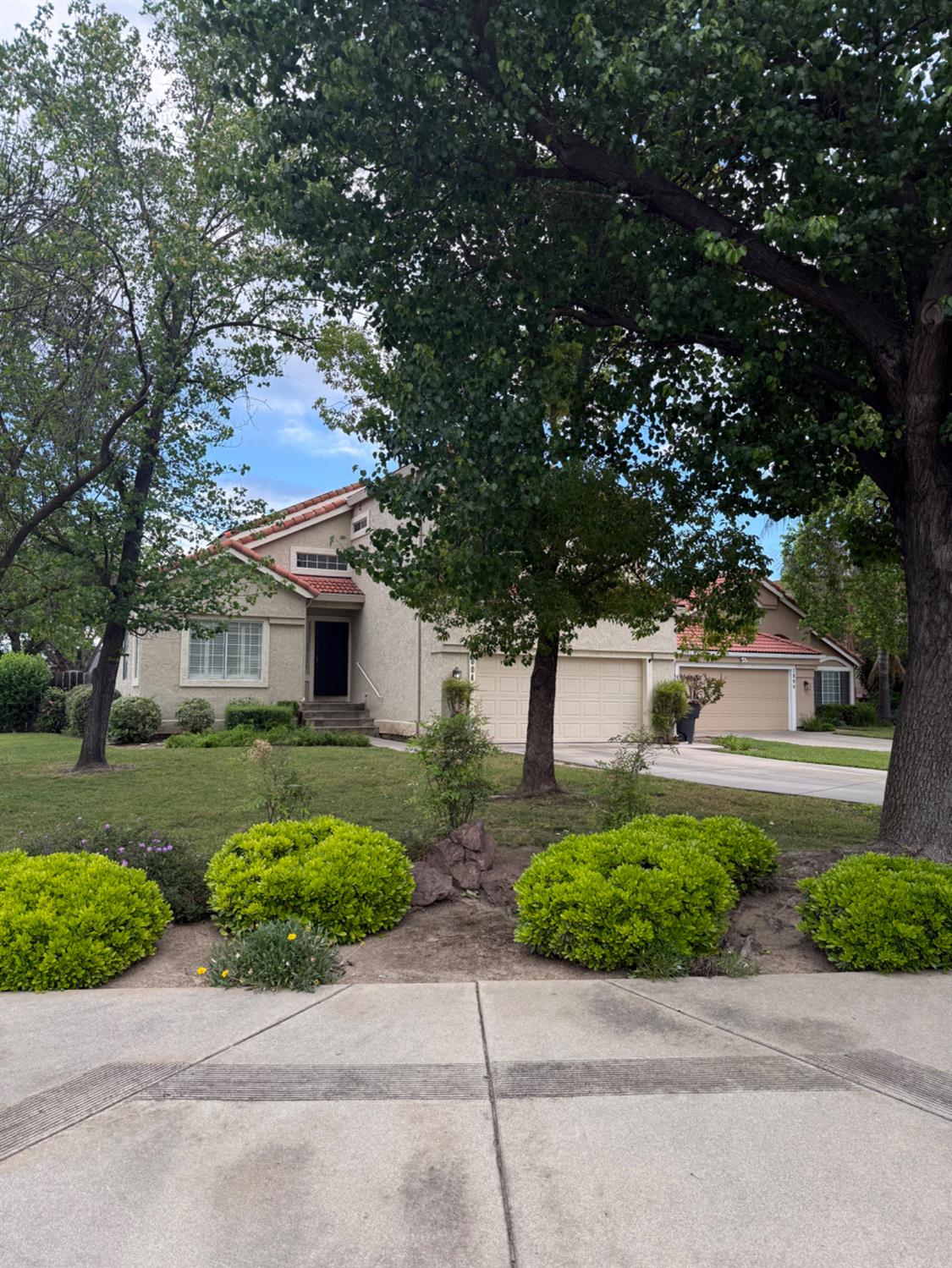 1004 Shasta Avenue Modesto, CA 95358 - Photo 3 of 37