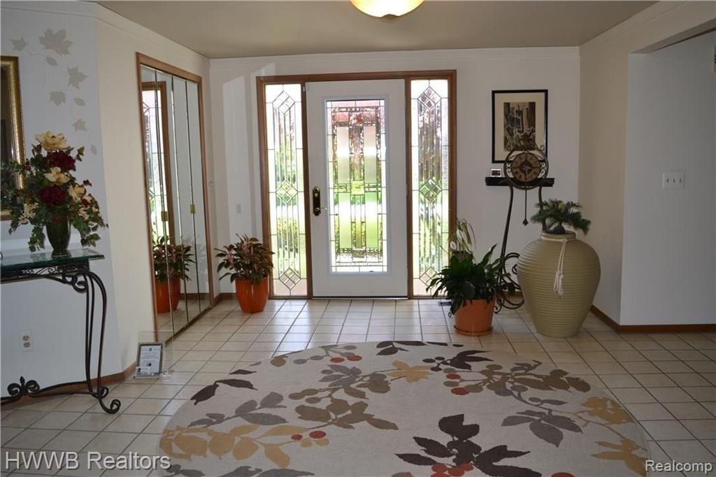 3424 Wedgewood Drive Rochester Hills, MI 48306 - Photo 8 of 43