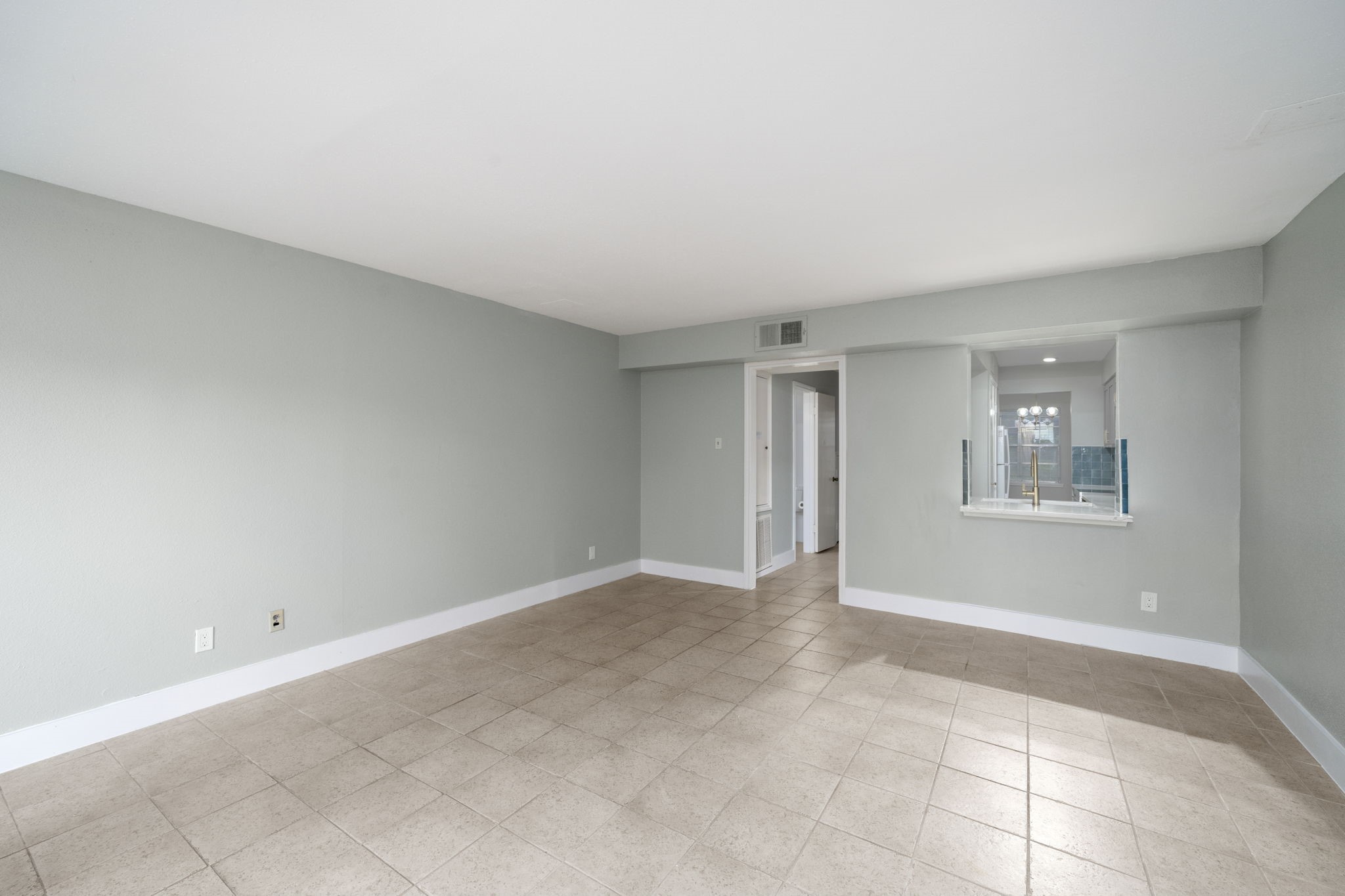 11550 Chimney Rock Road, Unit 521 Houston, TX 77035 - Photo 14 of 30 a view of an empty room with a window