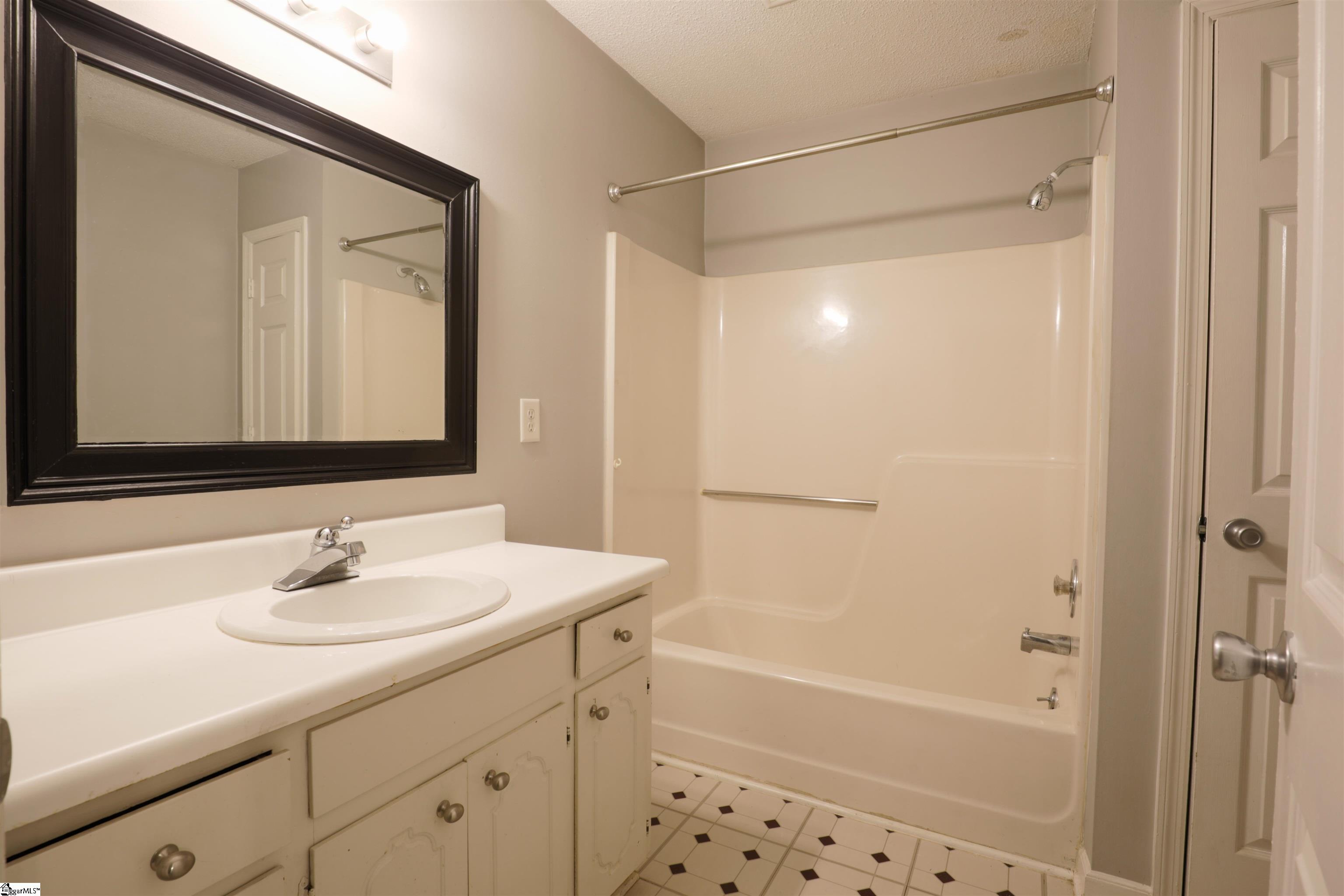 110 Gap Creek Road Duncan, SC 29334 - Photo 6 of 15 Gallery Image 6