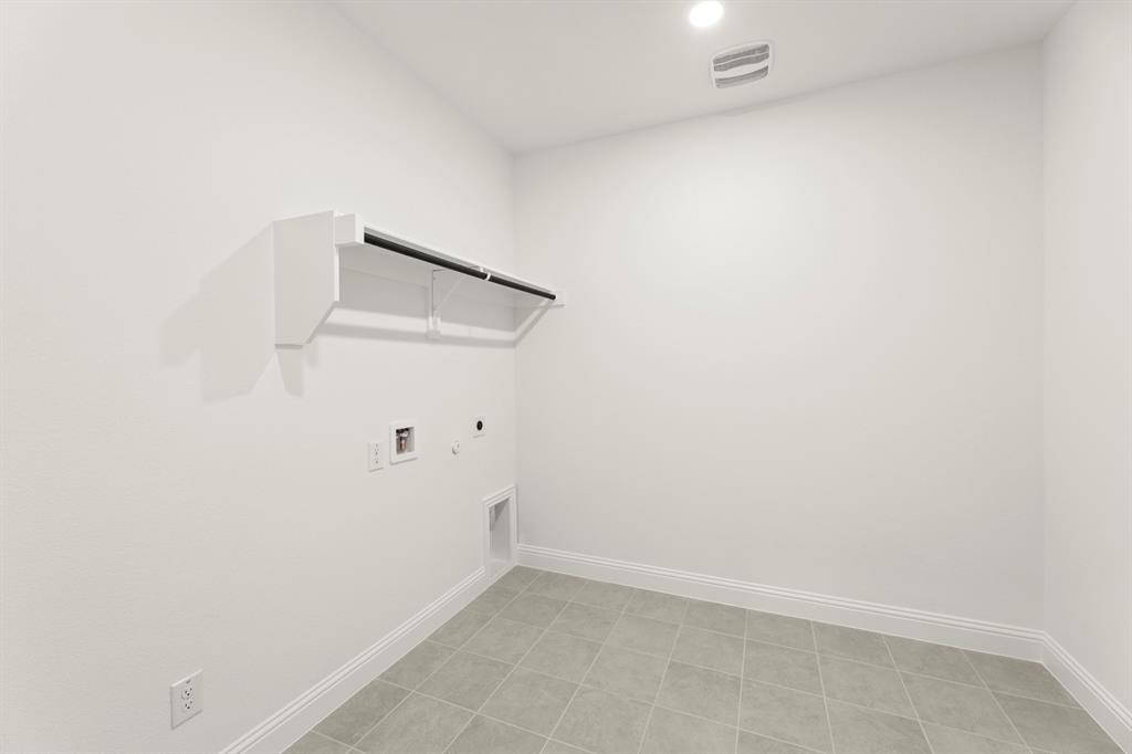 6805 Lancashire Way Forney, TX 75126 - Photo 24 of 28 23. 6805 Lancashire - Utility