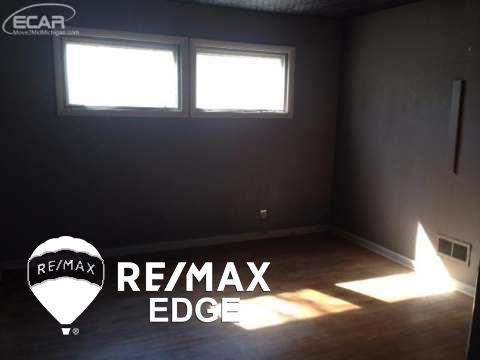 5381 Lapeer Road Burton, MI 48509 - Photo 5 of 20 20433699-6.JPG