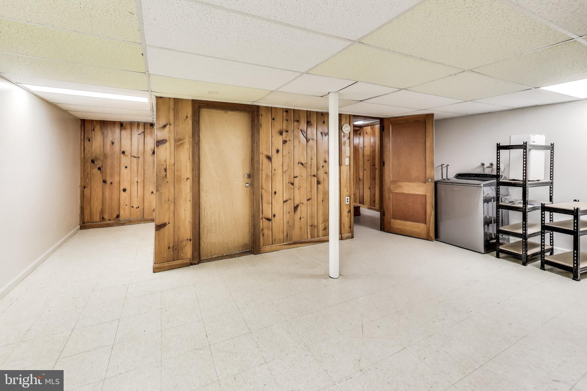 8915 Whitney Street Silver Spring, MD 20901 - Photo 24 of 32 Utility and Storage Room