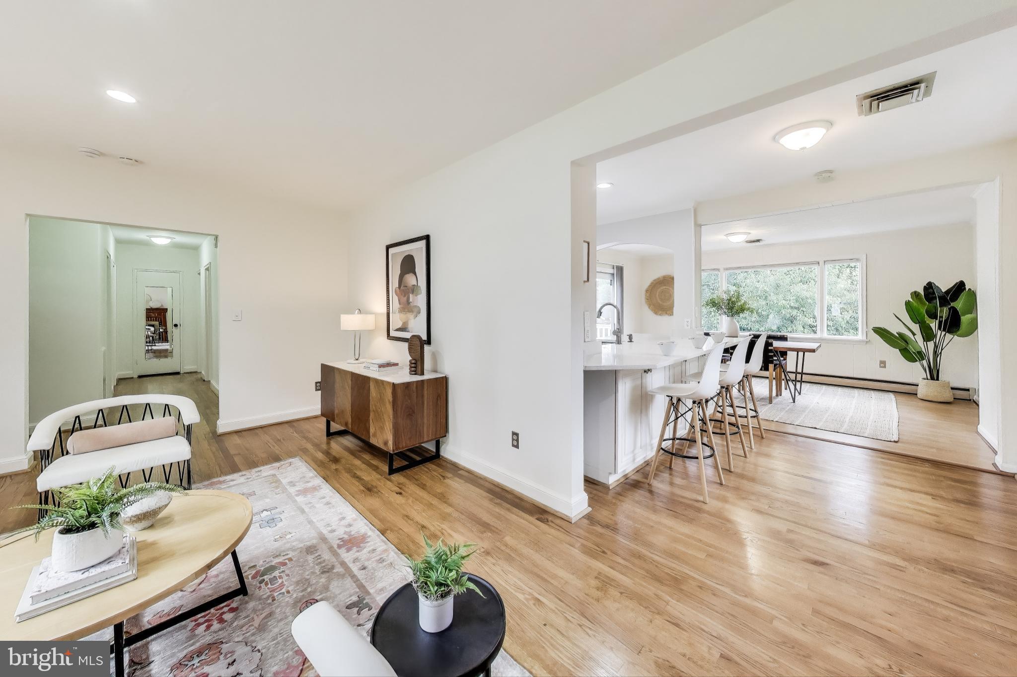 8915 Whitney Street Silver Spring, MD 20901 - Photo 4 of 32 Gallery Image 4
