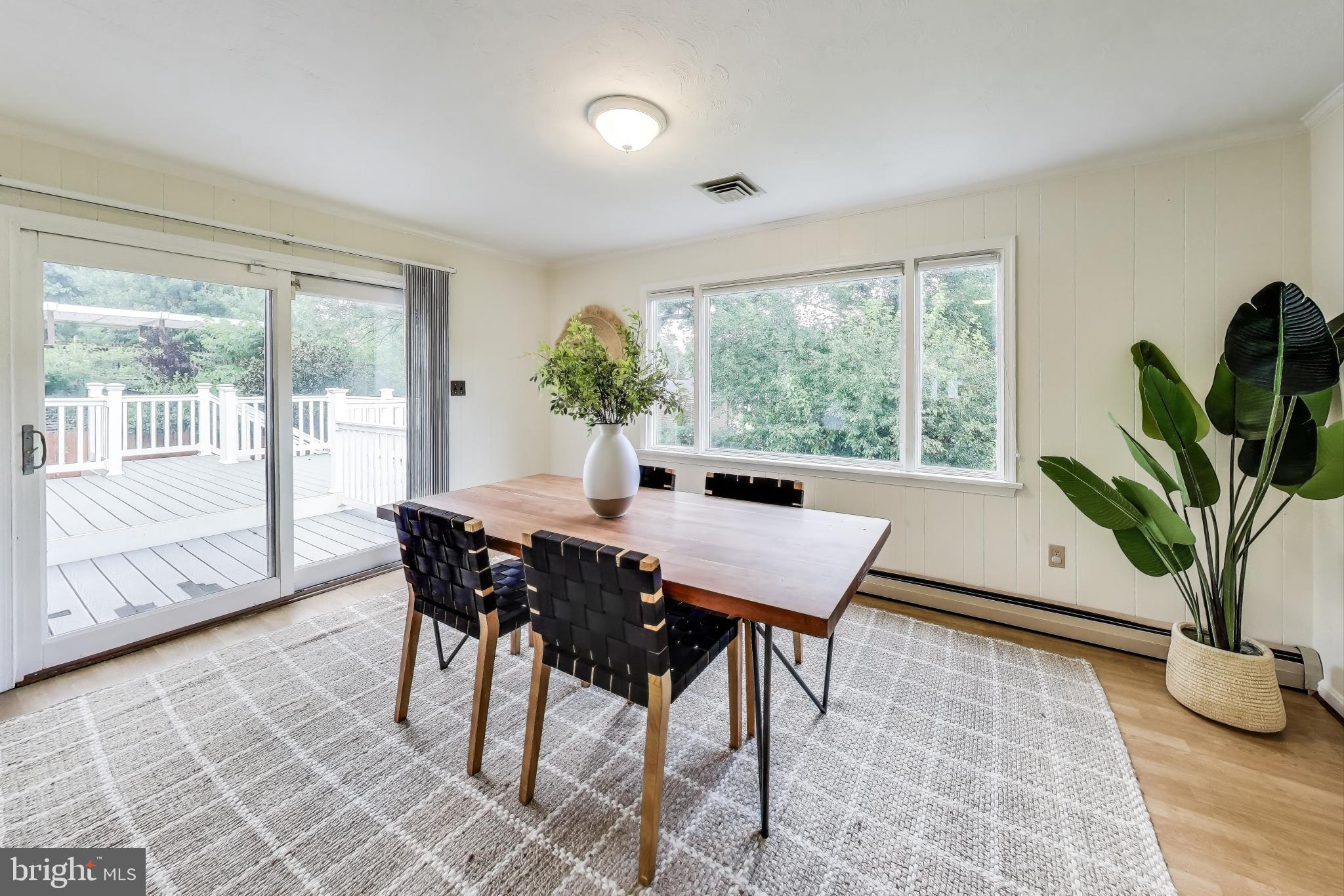 8915 Whitney Street Silver Spring, MD 20901 - Photo 7 of 32 Bright and Sunny Dining Room