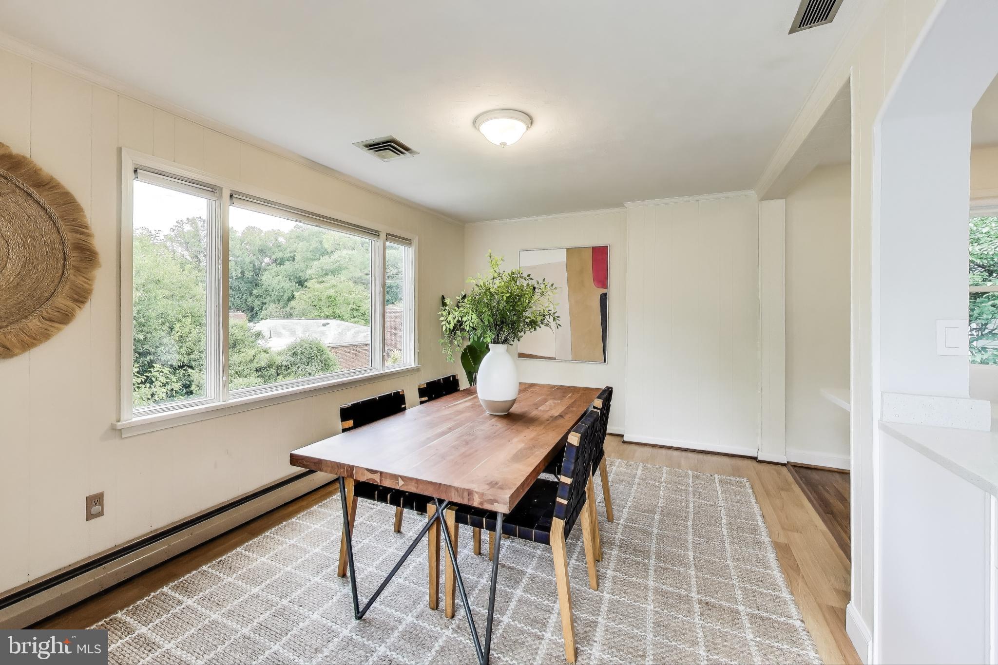 8915 Whitney Street Silver Spring, MD 20901 - Photo 8 of 32 Bright and Sunny Dining Room