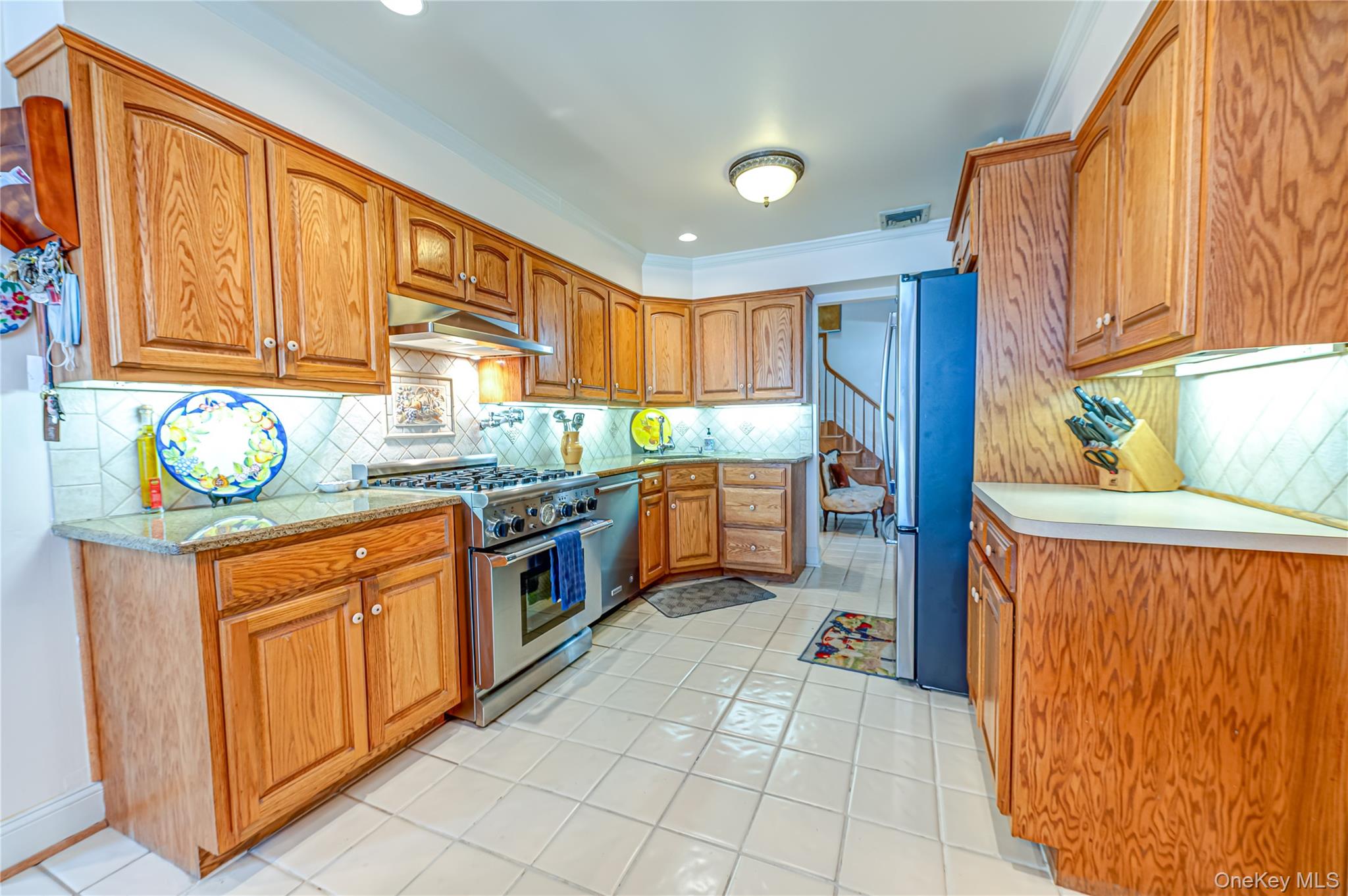 32 Dressler Road Greenlawn, NY 11740 - Photo 18 of 44