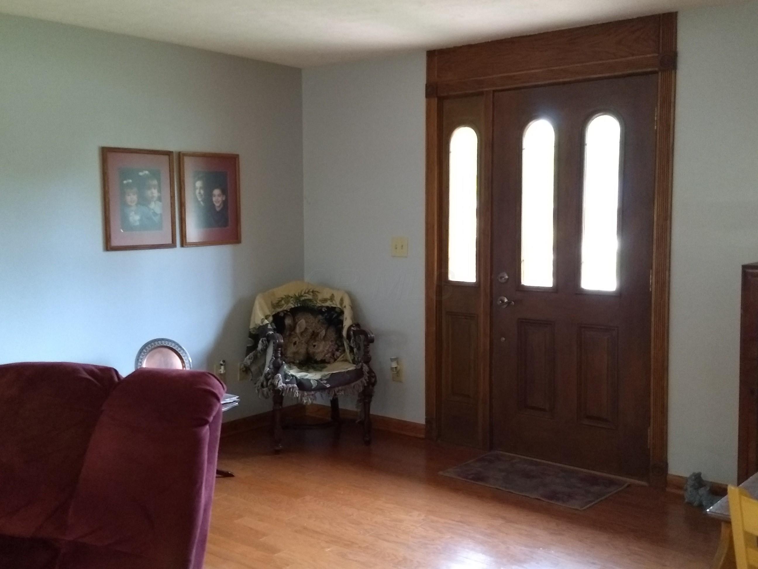 3717 Ronda Court Springfield, OH 45502 - Photo 2 of 19
