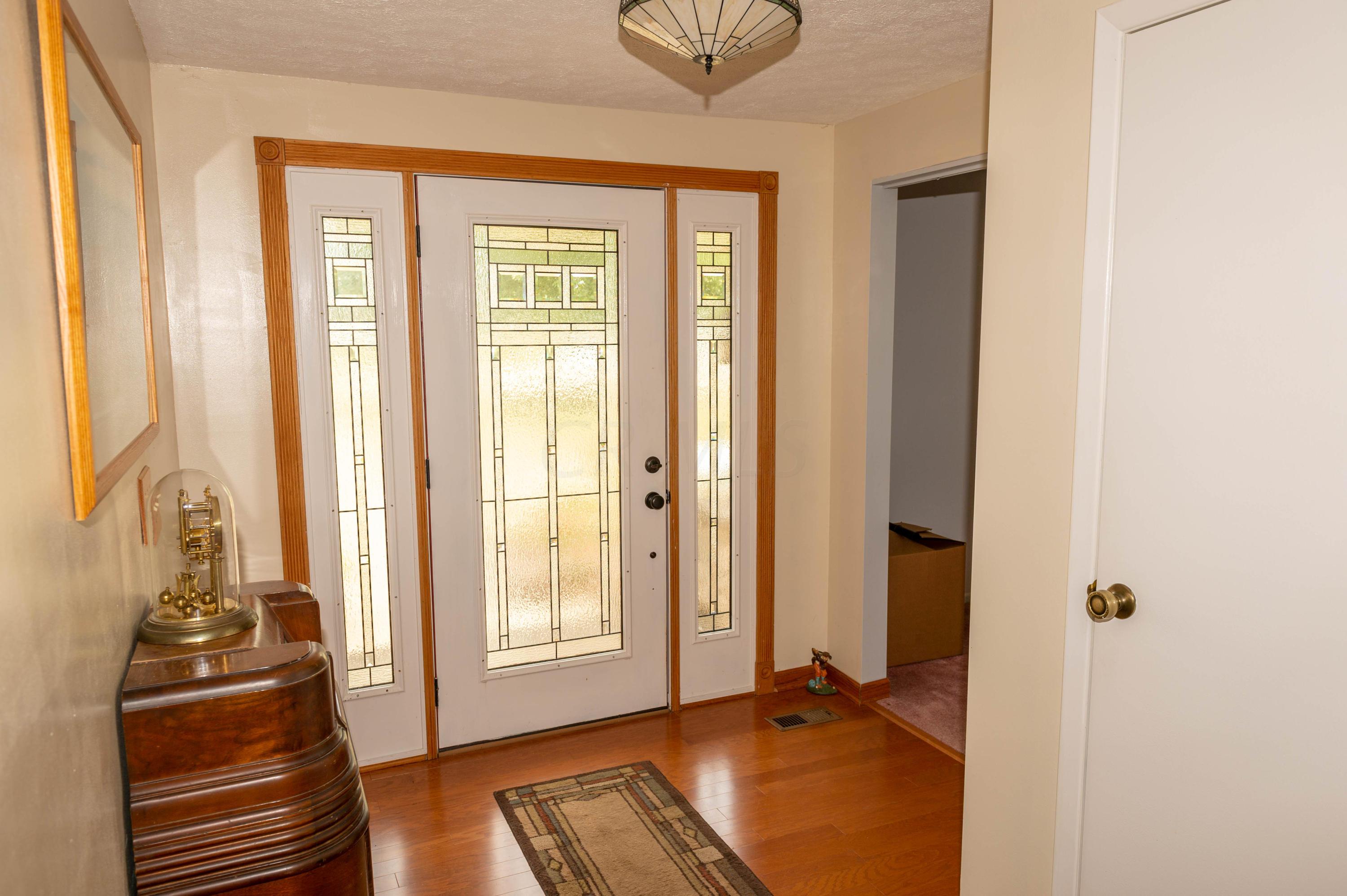 3717 Ronda Court Springfield, OH 45502 - Photo 3 of 19