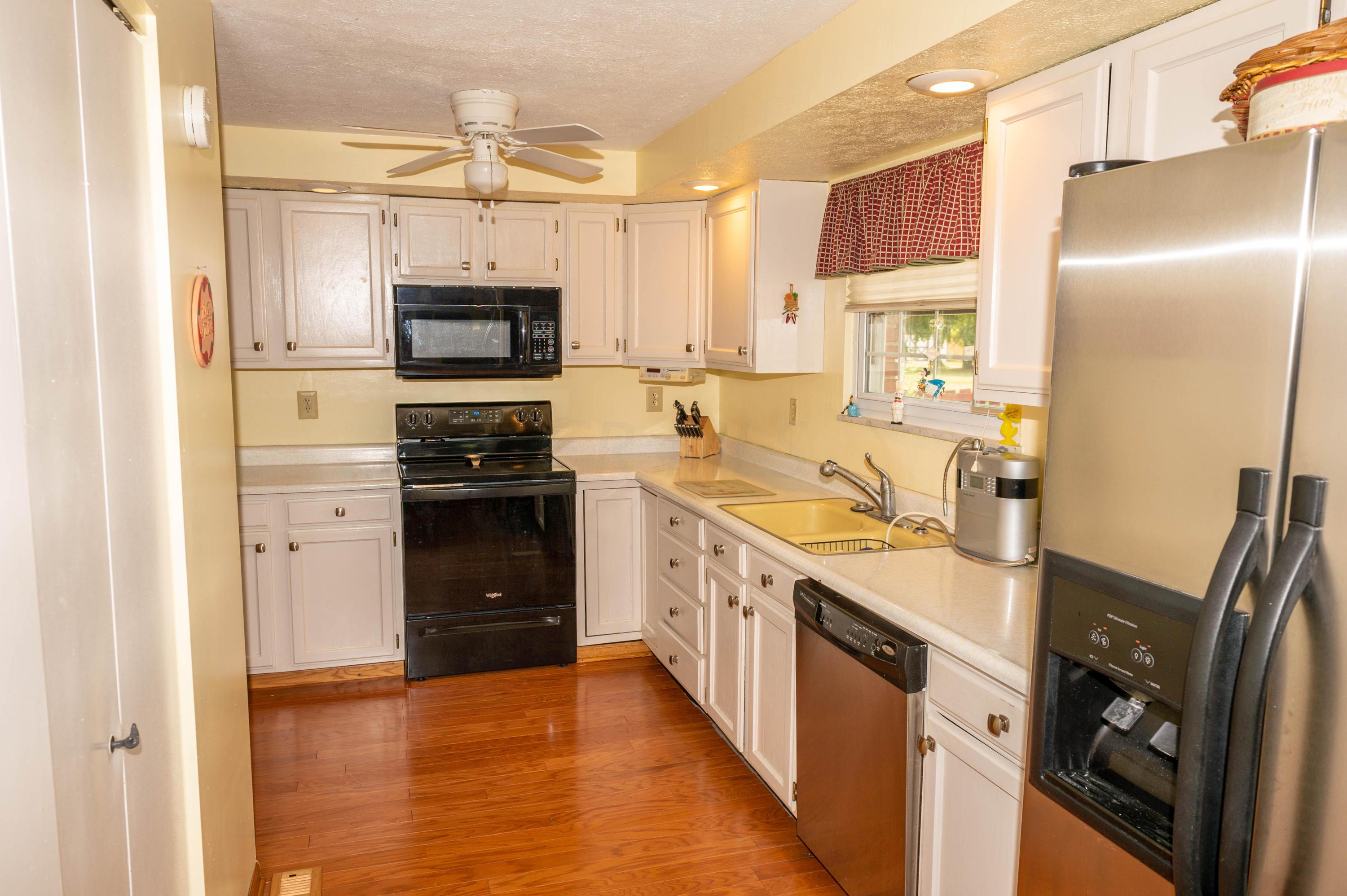 3717 Ronda Court Springfield, OH 45502 - Photo 6 of 19