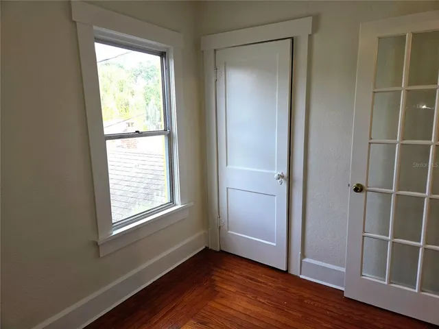 $2,100 | 2808 56th Street South, Unit UPPR, Gulfport, FL 33707