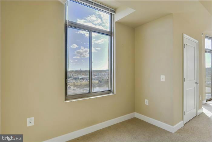 3600 South Glebe Road, Unit 601W Arlington, VA 22202 - Photo 11 of 23 an empty room with windows