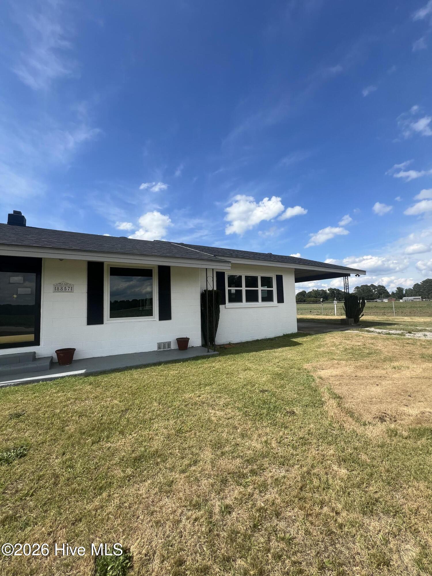8857 Robbins Road Rocky Mount, NC 27803 - Photo 5 of 39