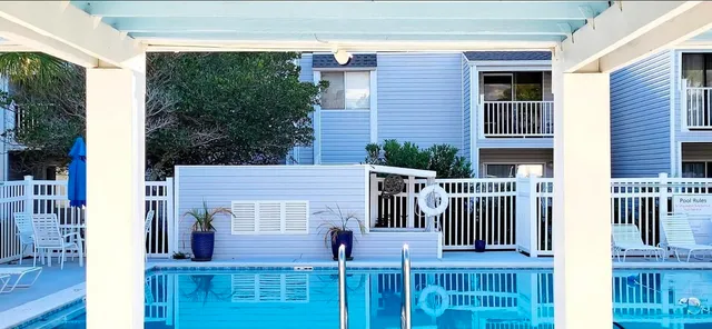 $1,600 | 101 Old Ferry Road, Unit 18C, Shalimar, FL 32579