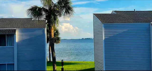 $1,600 | 101 Old Ferry Road, Unit 18C, Shalimar, FL 32579