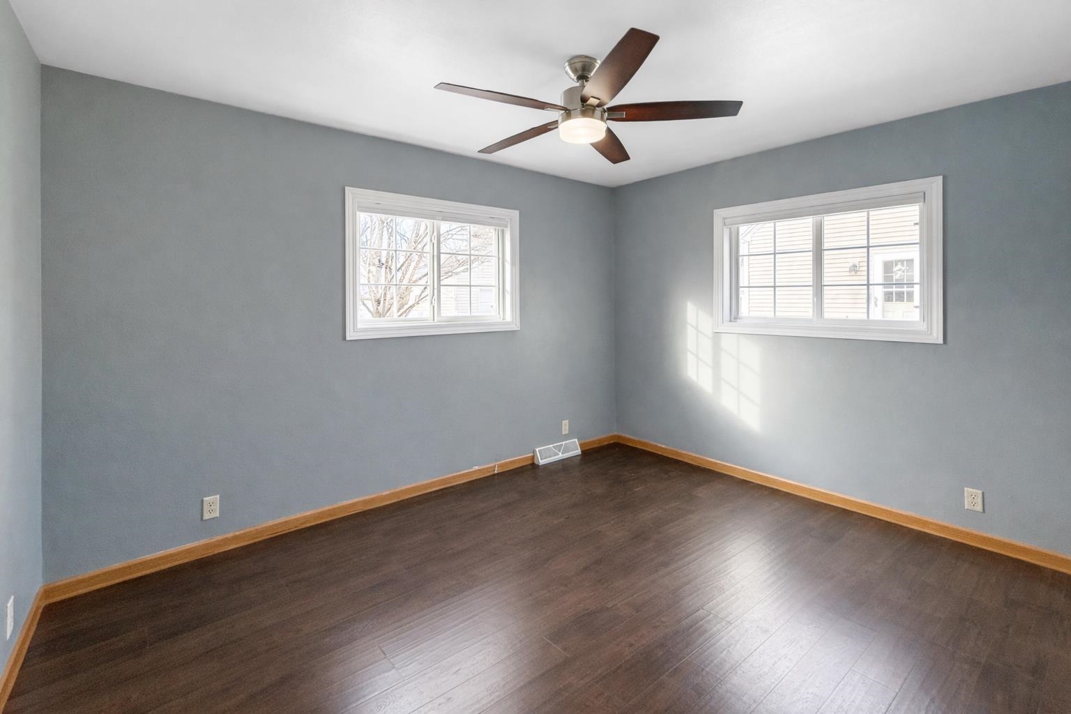 804 John Street Menasha, WI 54952 - Photo 13 of 22