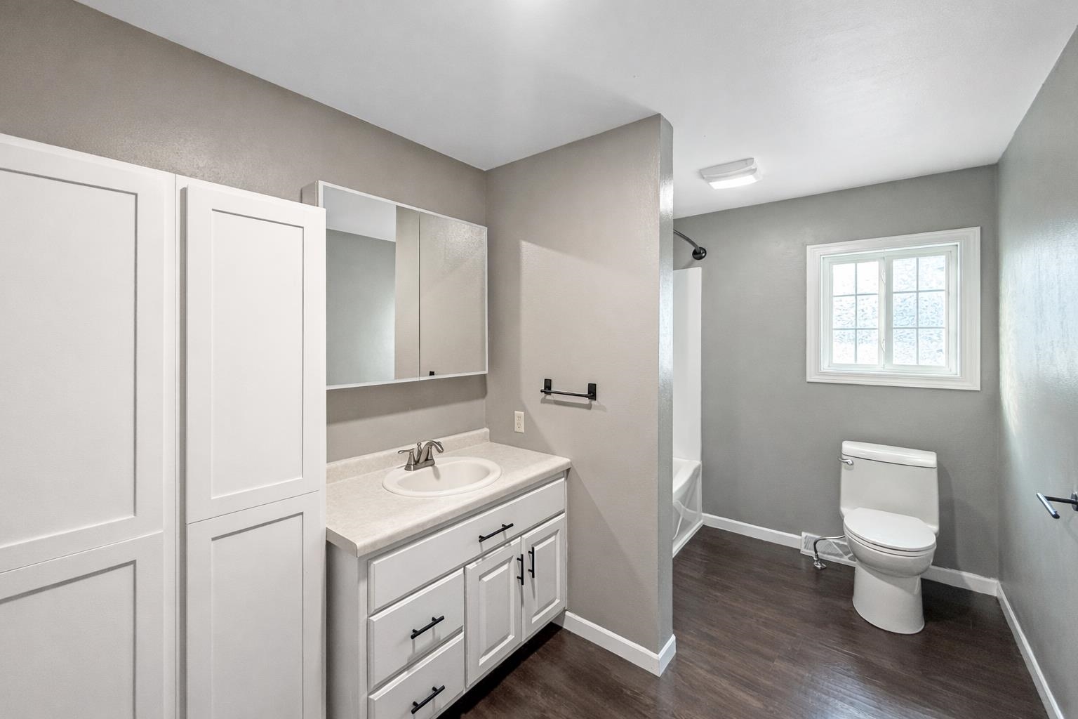 804 John Street Menasha, WI 54952 - Photo 16 of 22