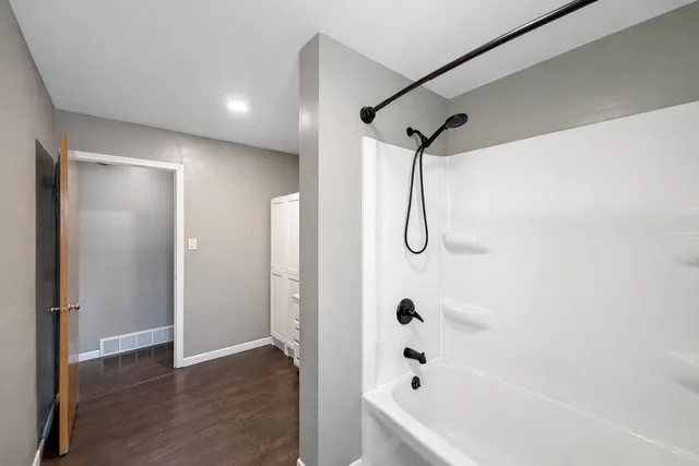 $265,000 | 804 John Street, Menasha, WI 54952