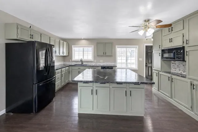 $265,000 | 804 John Street, Menasha, WI 54952