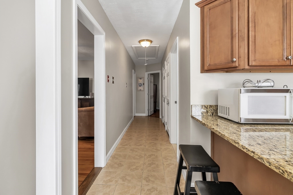 98 Varnum Road Dracut, MA 01826 - Photo 15 of 21 Gallery Image 15
