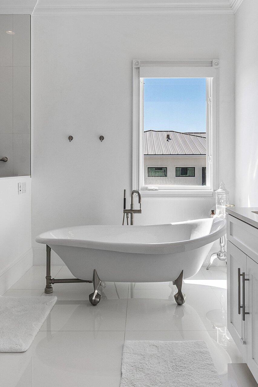 6080 Old Ocean Boulevard Ocean Ridge, FL 33435 - Photo 29 of 50 Primary Bathroom Detail