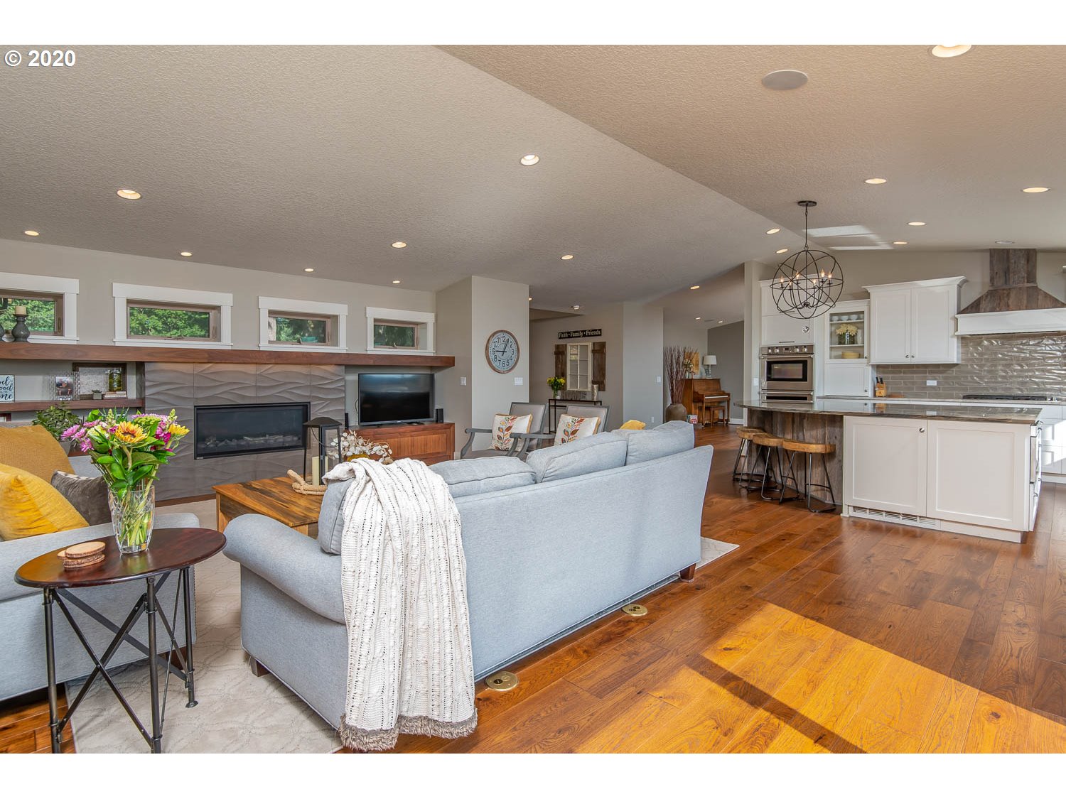 26400 Southwest Baker Road Sherwood, OR 97140 - Photo 5 of 28 Gallery Image 5