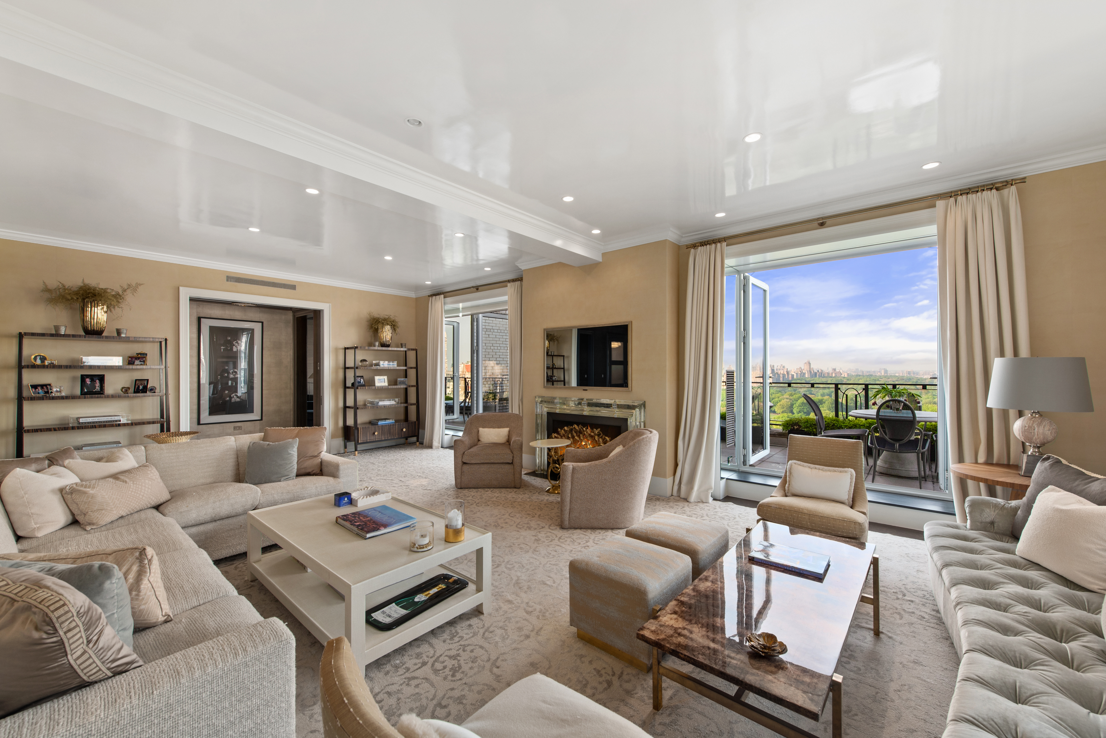 150 Central Park South, Unit 2501 Manhattan, NY 10019 - Photo 5 of 17