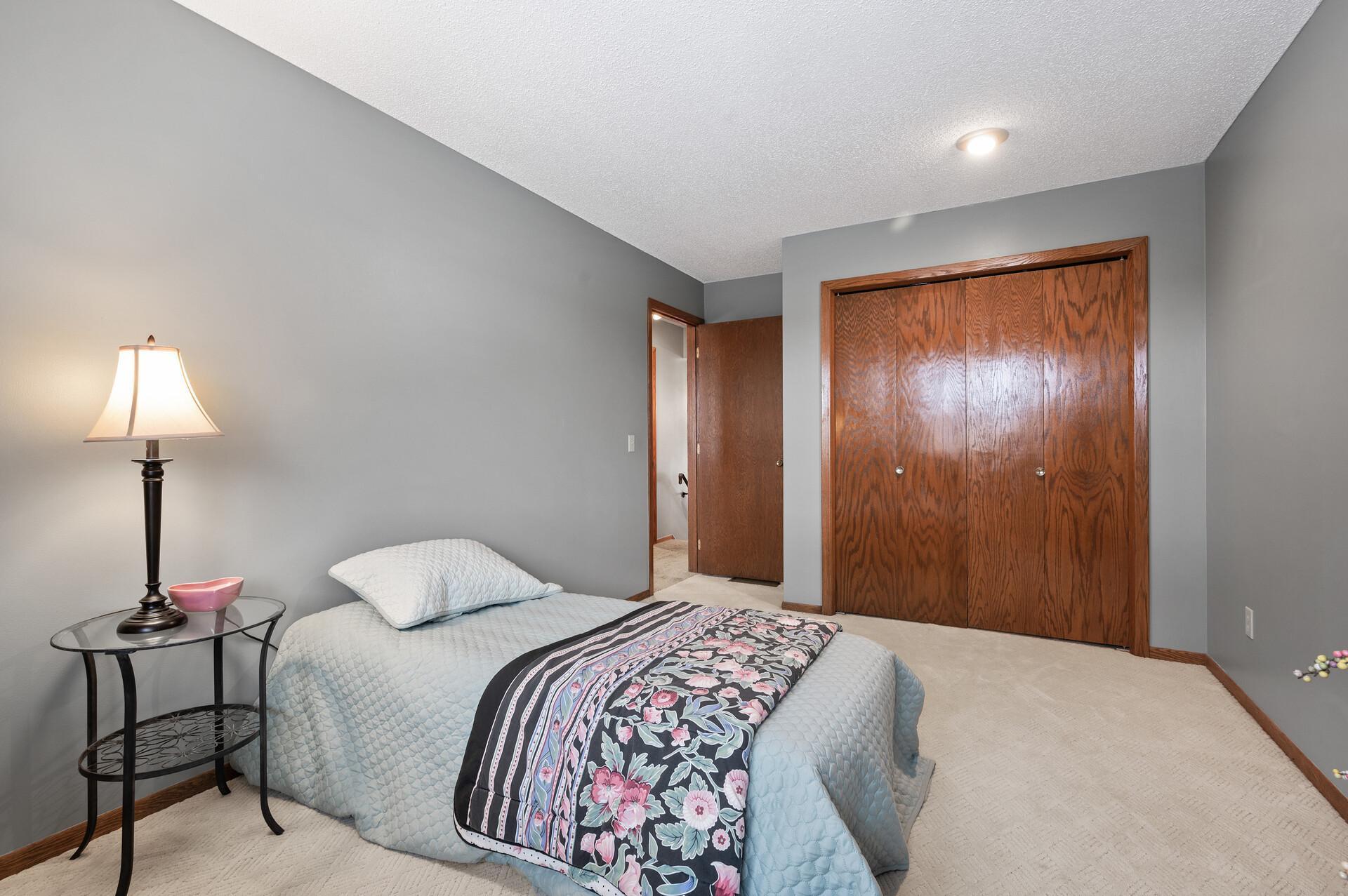 2410 County Rd D West, Unit 2 Roseville, MN 55112 - Photo 23 of 31