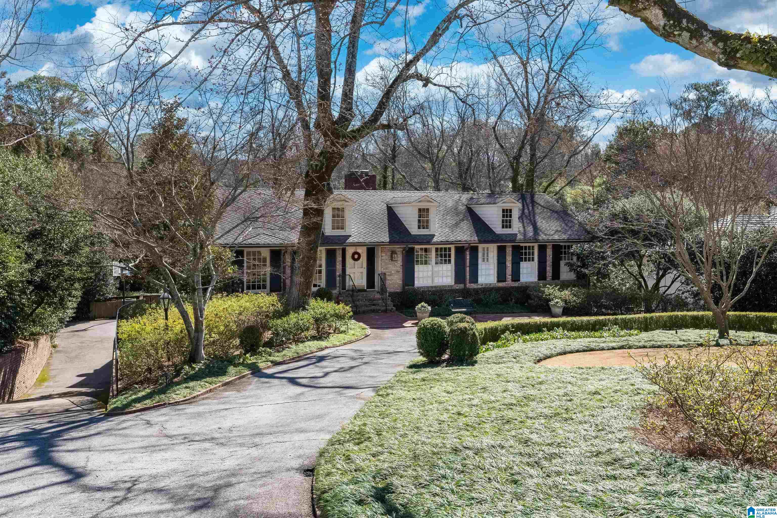 2867 Balmoral Road Birmingham, AL 35223 - Photo 2 of 86