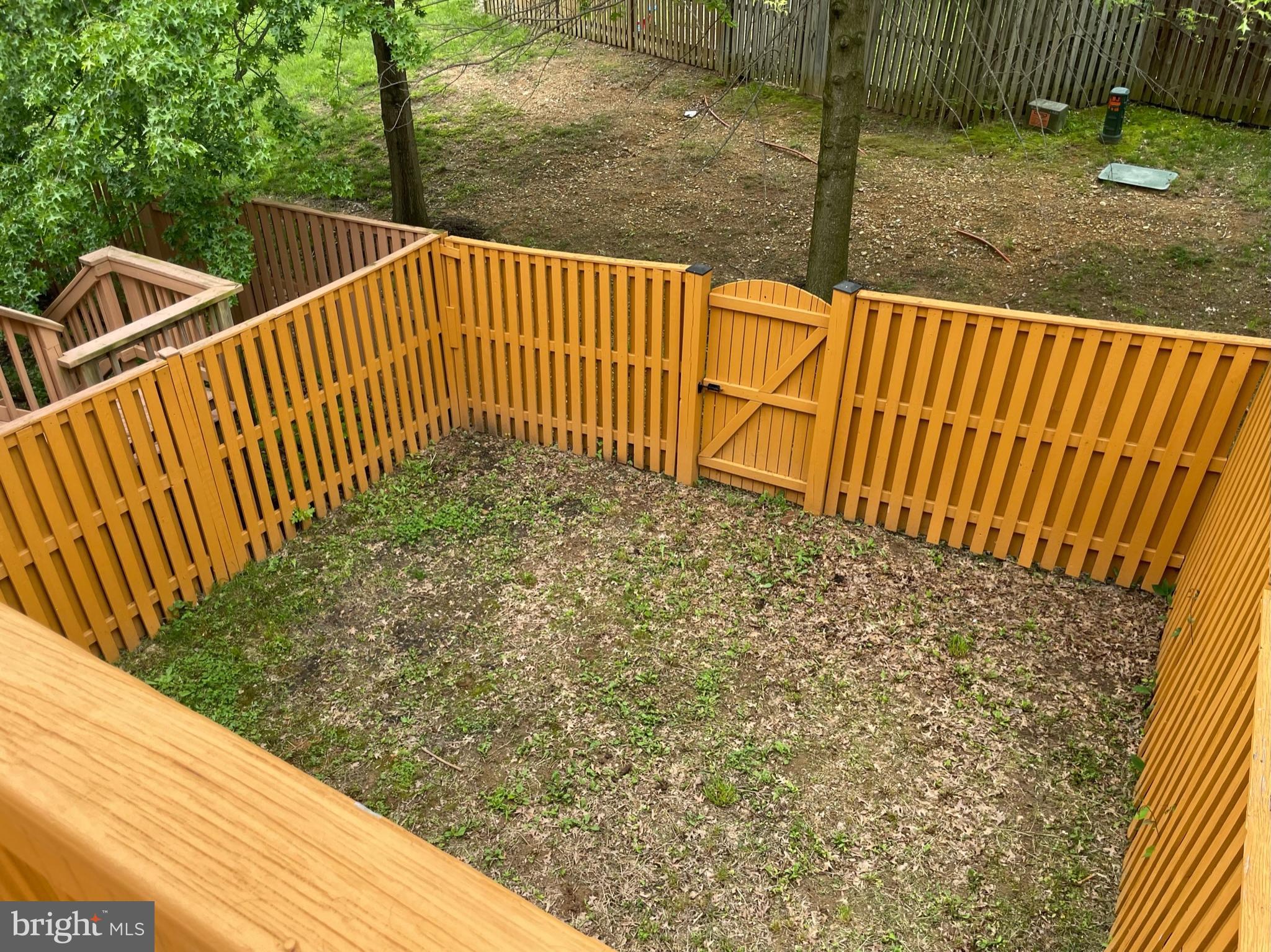 9058 Two Bays Road Lorton, VA 22079 - Photo 18 of 32 Fenced yard space