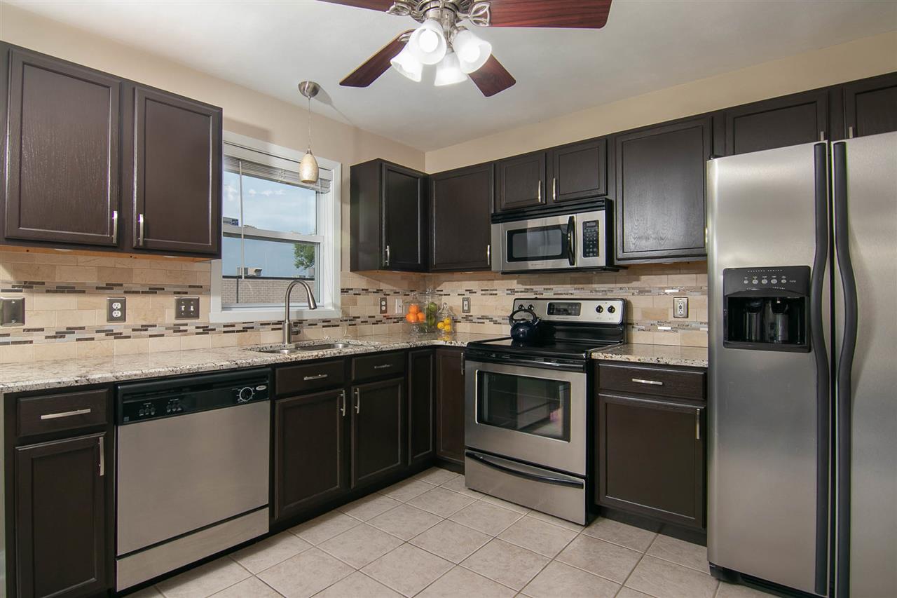6456 Weaver Road Rockford, IL 61114 - Photo 7 of 25 Gallery Image 7