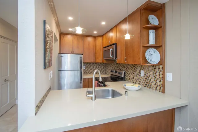 $520,000 | 95 Red Rock Way, Unit 103M, San Francisco, CA 94131
