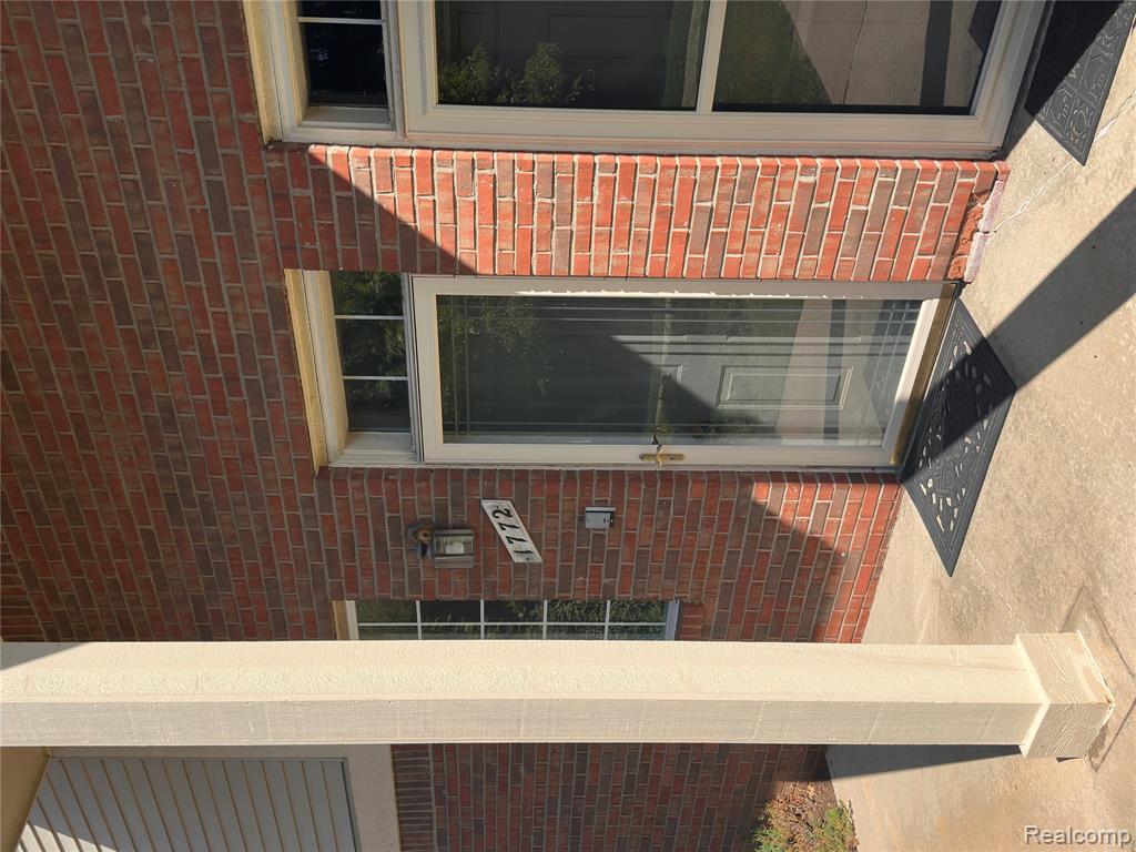 1772 Flagstone Circle Rochester, MI 48307 - Photo 4 of 36