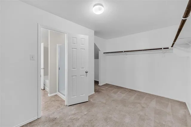 an empty room with a empty space