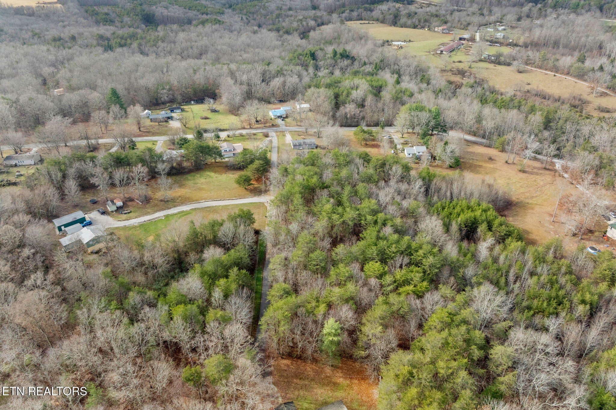 2-ac Ev Road Spencer, TN 38585 - Photo 7 of 9 2-web-or-mls-125-ev-rd
