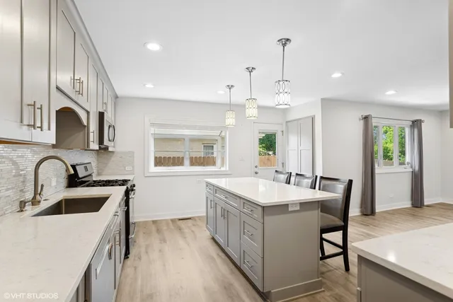 $3,500 | 1459 Olive Street, Palatine, IL 60074