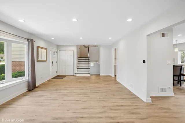 $3,500 | 1459 Olive Street, Palatine, IL 60074