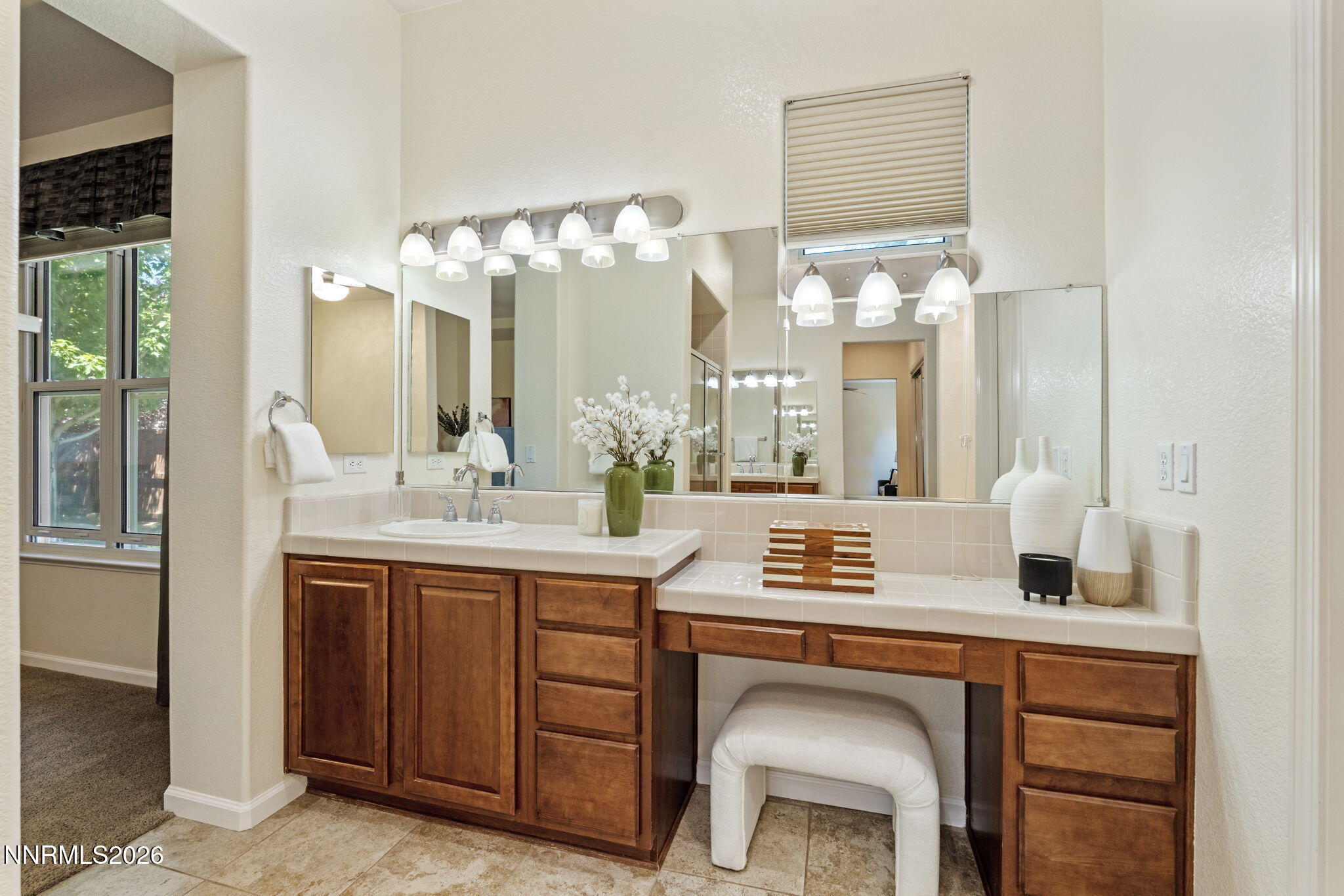 1629 Bridgeview Court Reno, NV 89521 - Photo 38 of 60 38-web-or-mls-DSC09183