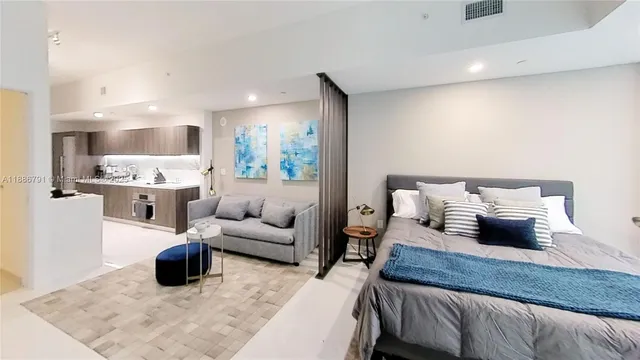 $3,275 | 851 Northeast 1st Avenue, Unit 301, Miami, FL 33132