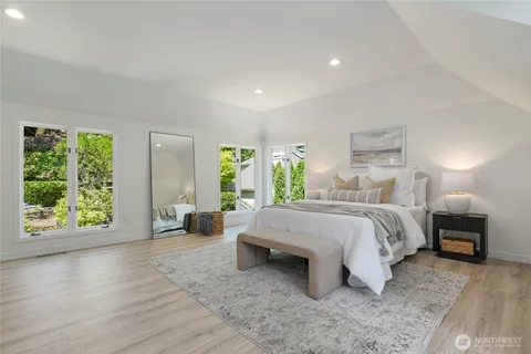 $1,595,000 | 2513 225th Place Northeast, Sammamish, WA 98074