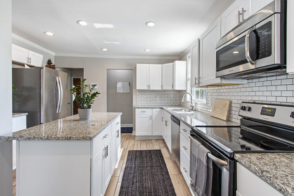 125 Edgevale Road Columbus, OH 43209 - Photo 16 of 34 125 Edgevale Road-25.jpg-SMALL