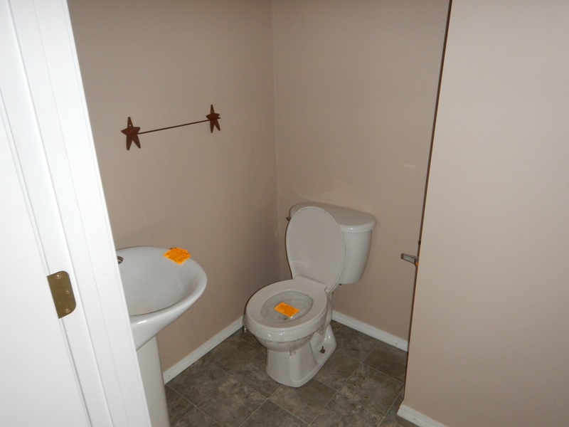 9801 Hamilton Road Yoder, IN 46798 - Photo 10 of 33