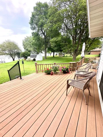 $579,000 | 1206 South Shore Drive, Worthington, MN 56187