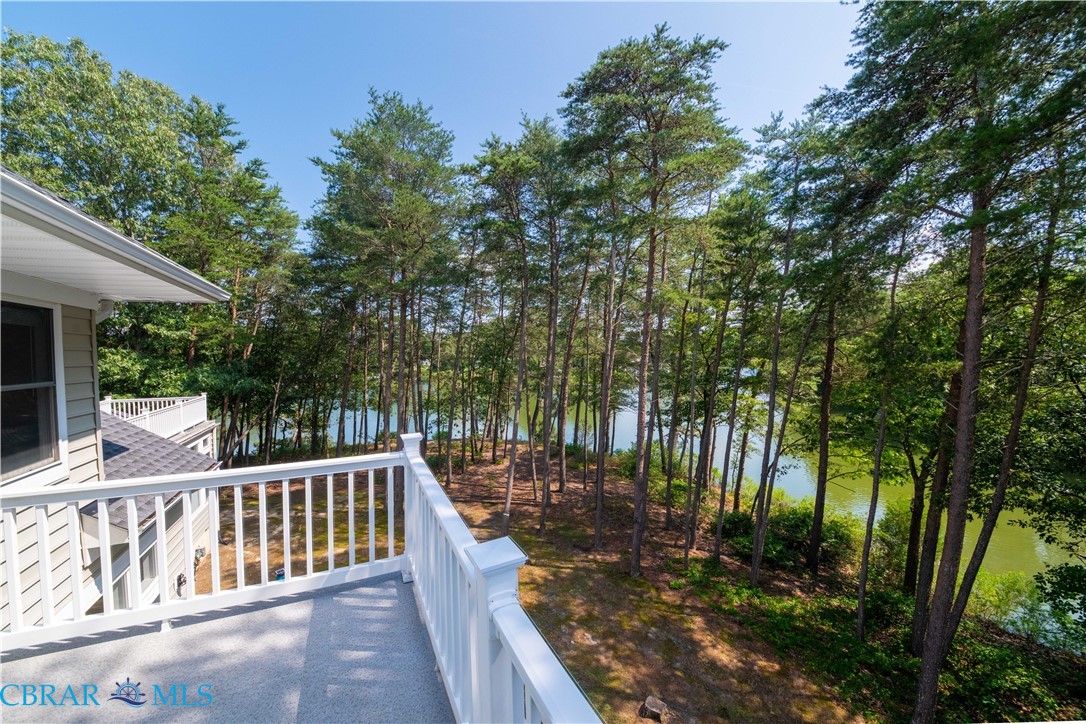 330 Chesapeake Watch Road, Unit 9B Deltaville, VA 23043 - Photo 16 of 68