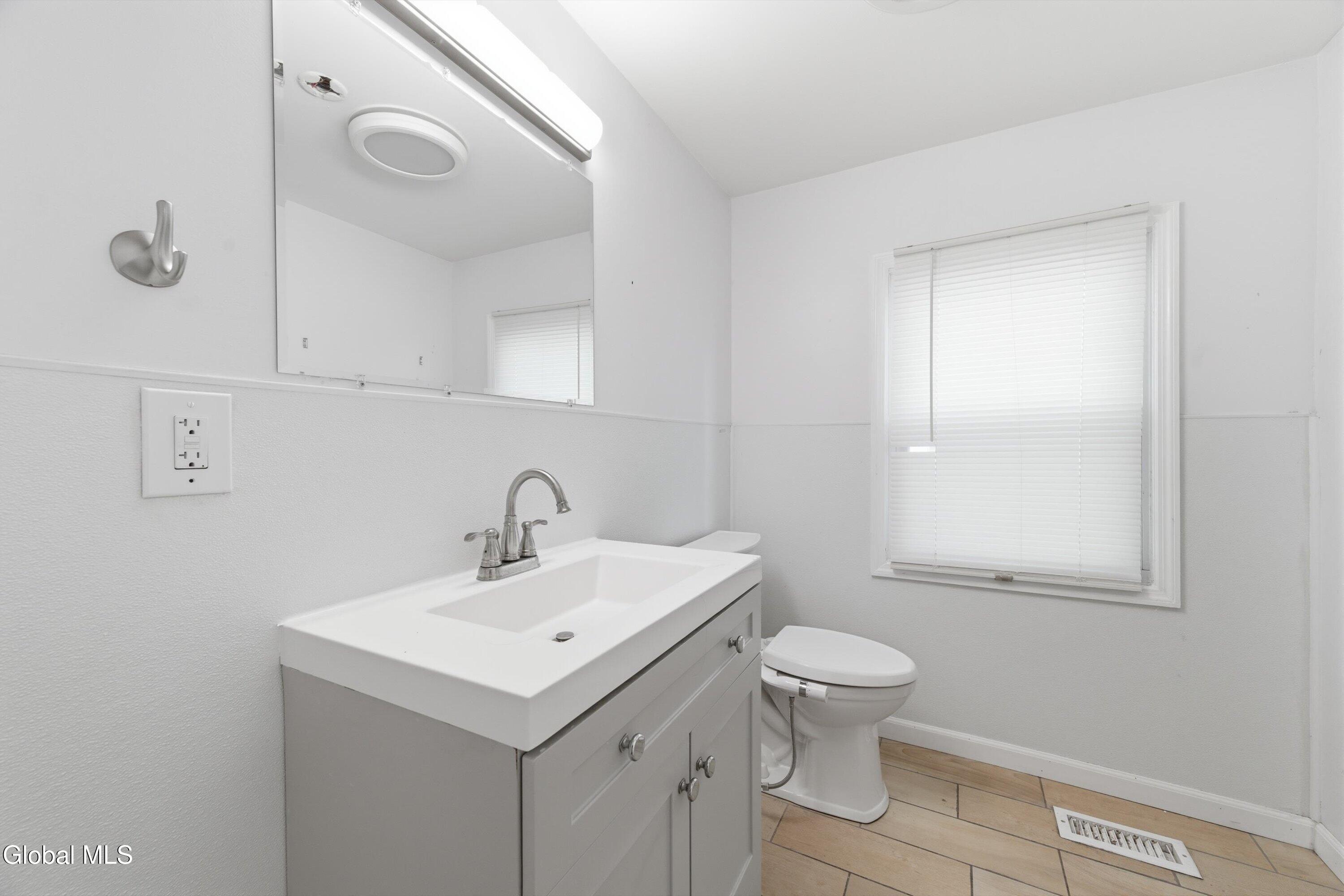 86 14th Street Troy, NY 12180 - Photo 12 of 26 03-86_14th_Street_003
