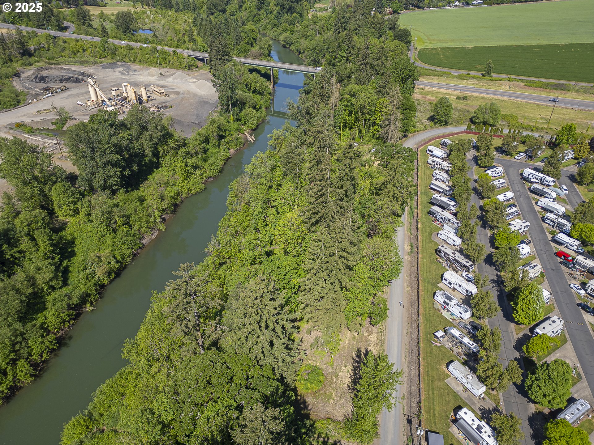 16190 Southeast Kreder Road Dayton, OR 97114 - Photo 12 of 12 a view of a pathway both side of river