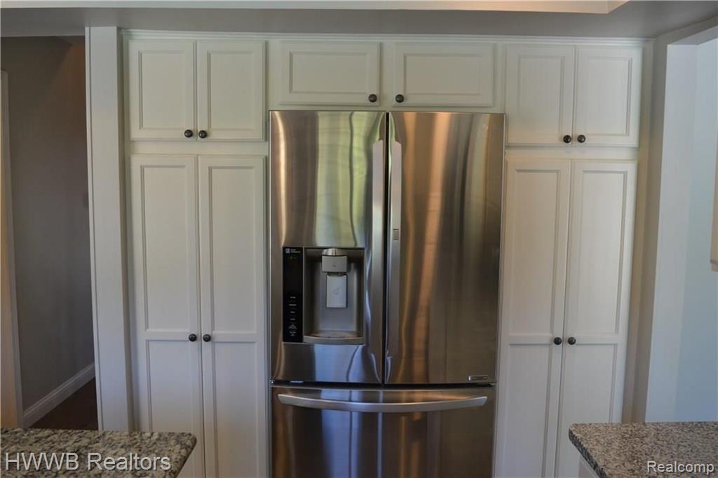 1950 Kilburn Road West Rochester Hills, MI 48306 - Photo 18 of 45